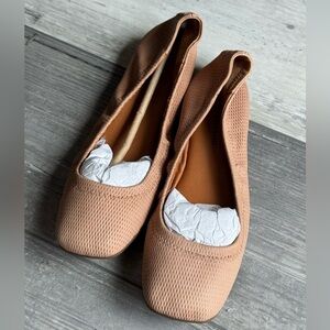 Lucky brand Juthro ballet flats leather size 6 NWOB